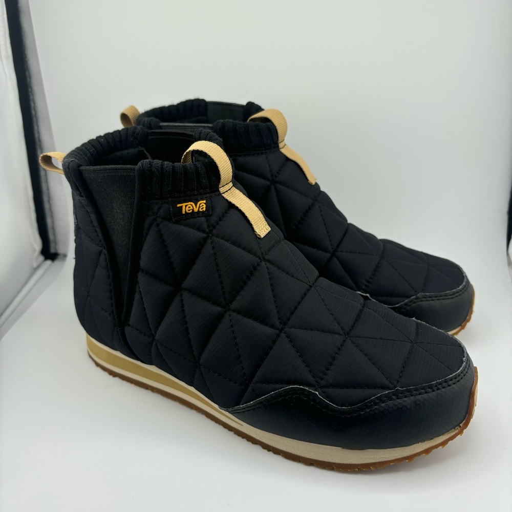 Teva Ember Slip On Bootie  Women’s Size 6